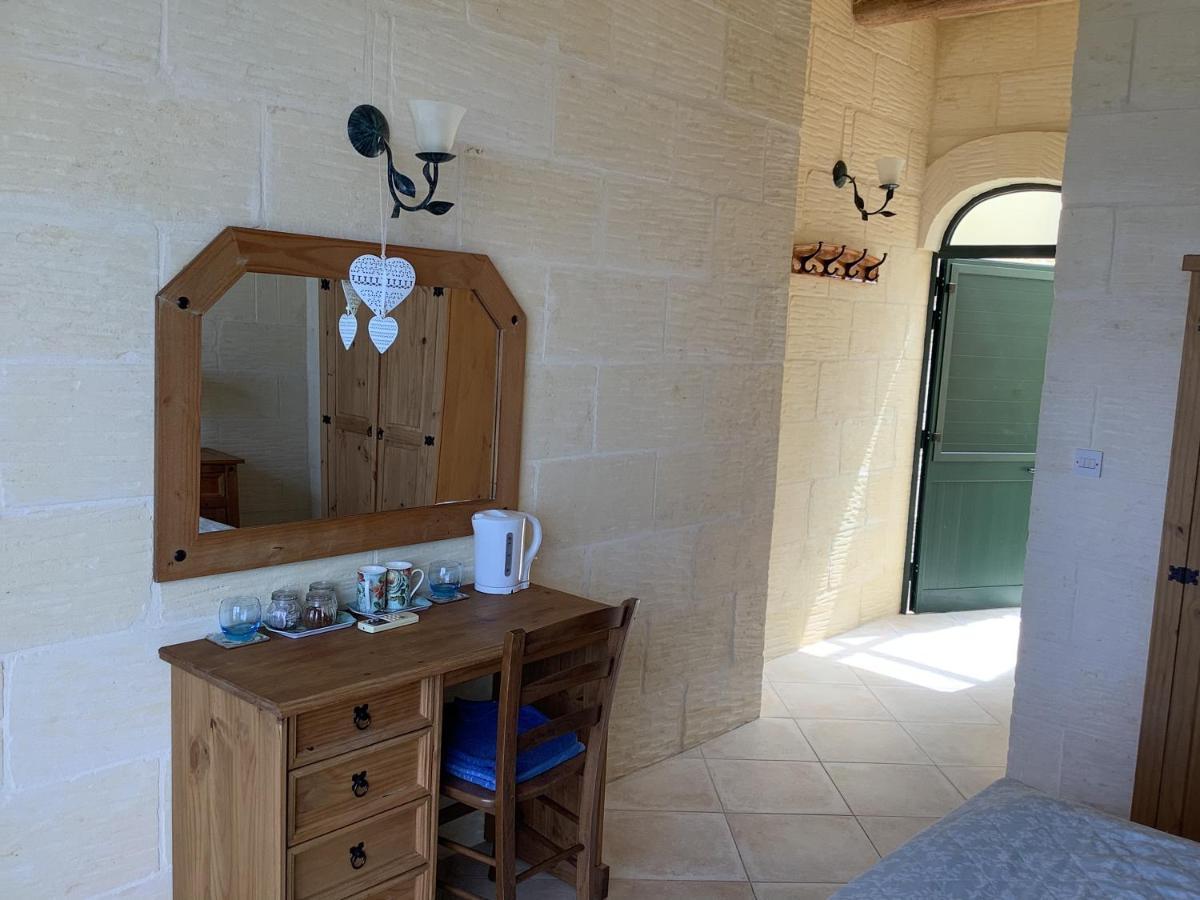 Ellie Boo Bed & Breakfast Виктория Экстерьер фото