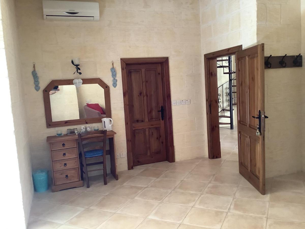 Ellie Boo Bed & Breakfast Виктория Экстерьер фото